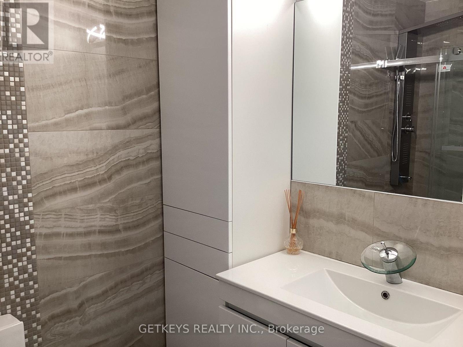 49 KING GEORGE CRESCENT - 14