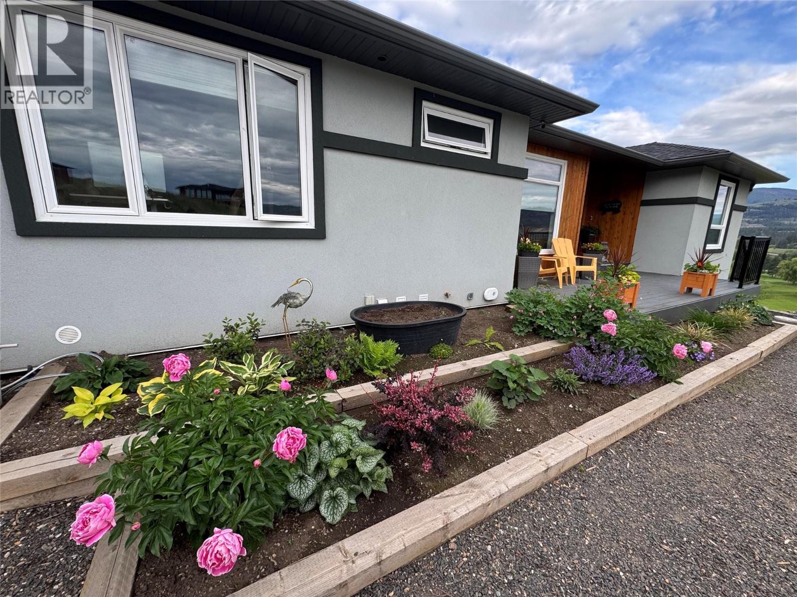 463 Golfview Place - Image 3