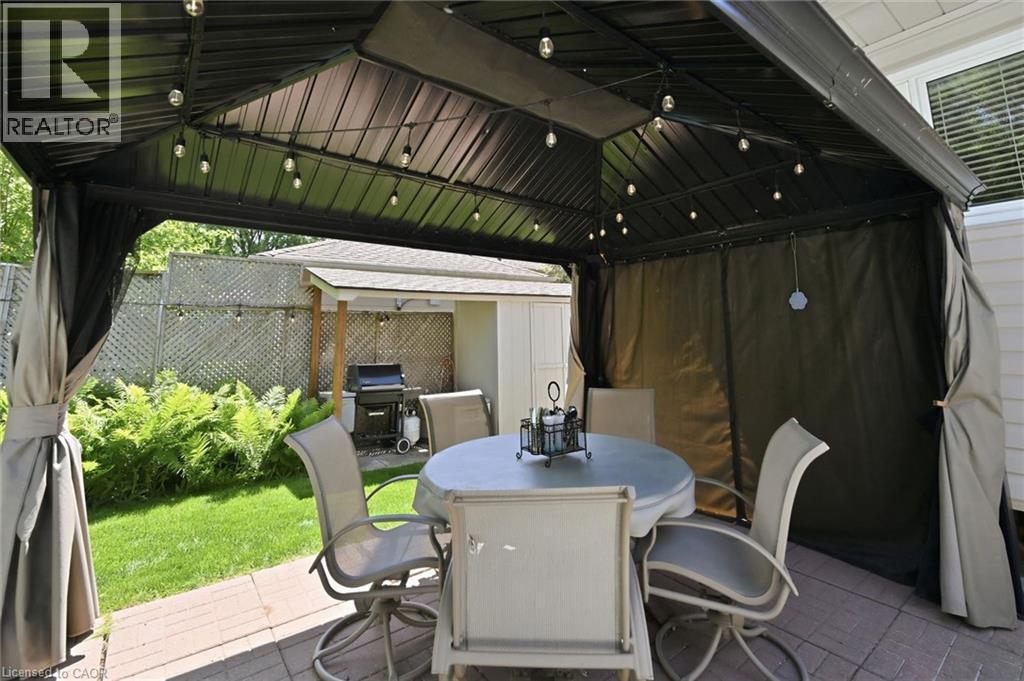 951 CLOVERLEAF Drive - 46