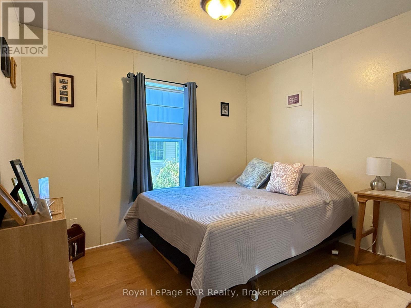 120 SUSSEX SQUARE - Image 10