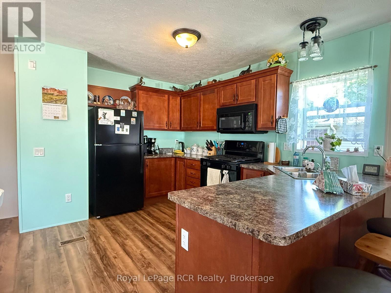 120 SUSSEX SQUARE - Image 6