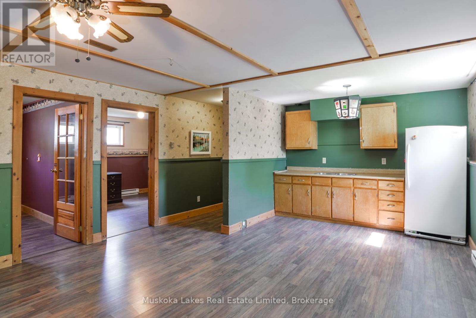11 HARRIS STREET - 13