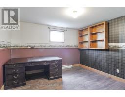 Kitchen - 11 Harris Street, Muskoka Lakes, ON P0B1J0 Photo 11