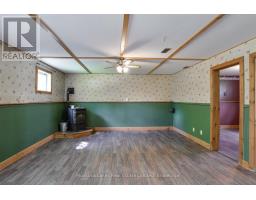 Living room - 11 Harris Street, Muskoka Lakes, ON P0B1J0 Photo 12