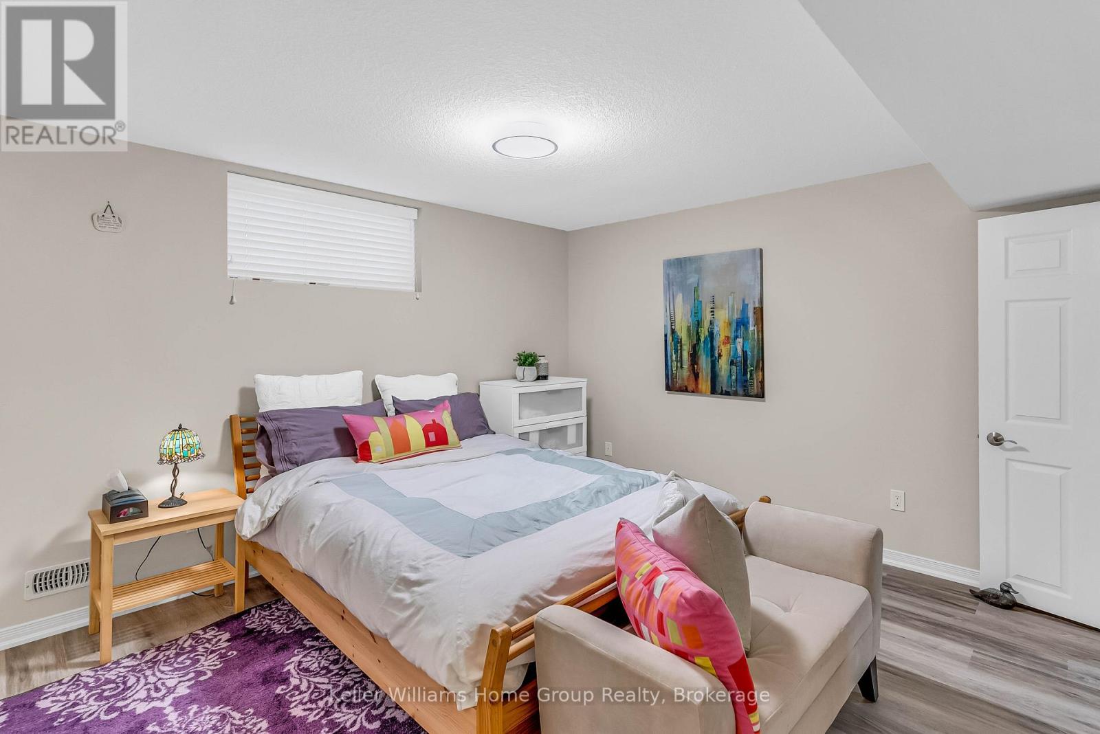 #6 15 VALLEY ROAD - 37