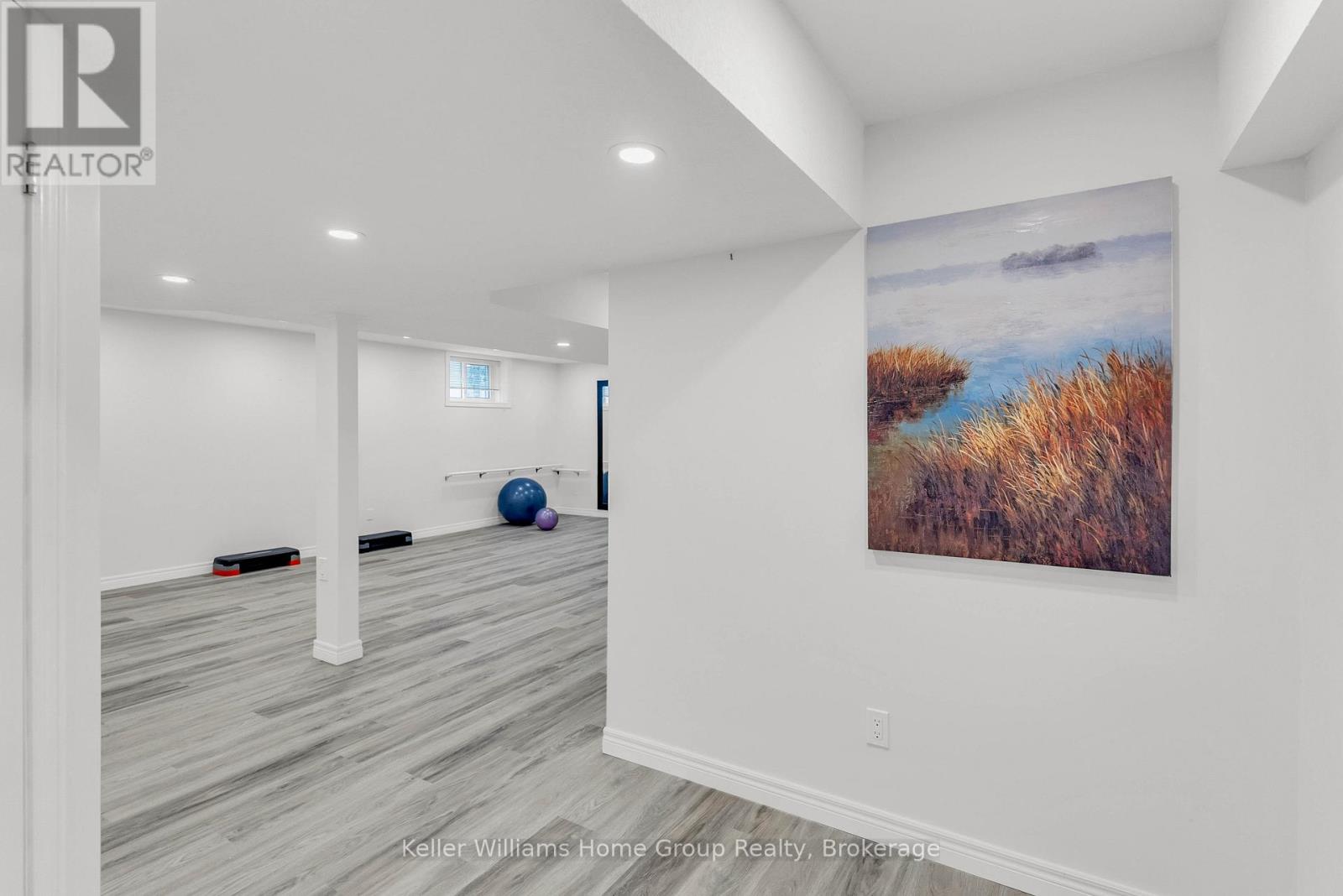 #6 15 VALLEY ROAD - 39