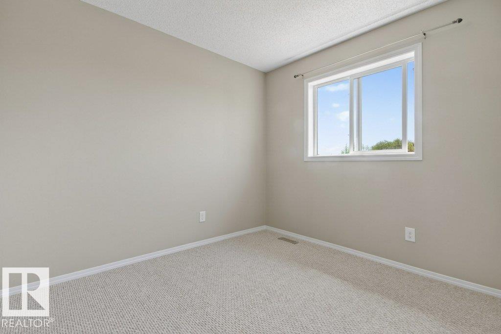 12215 18 AV SW SW - 20