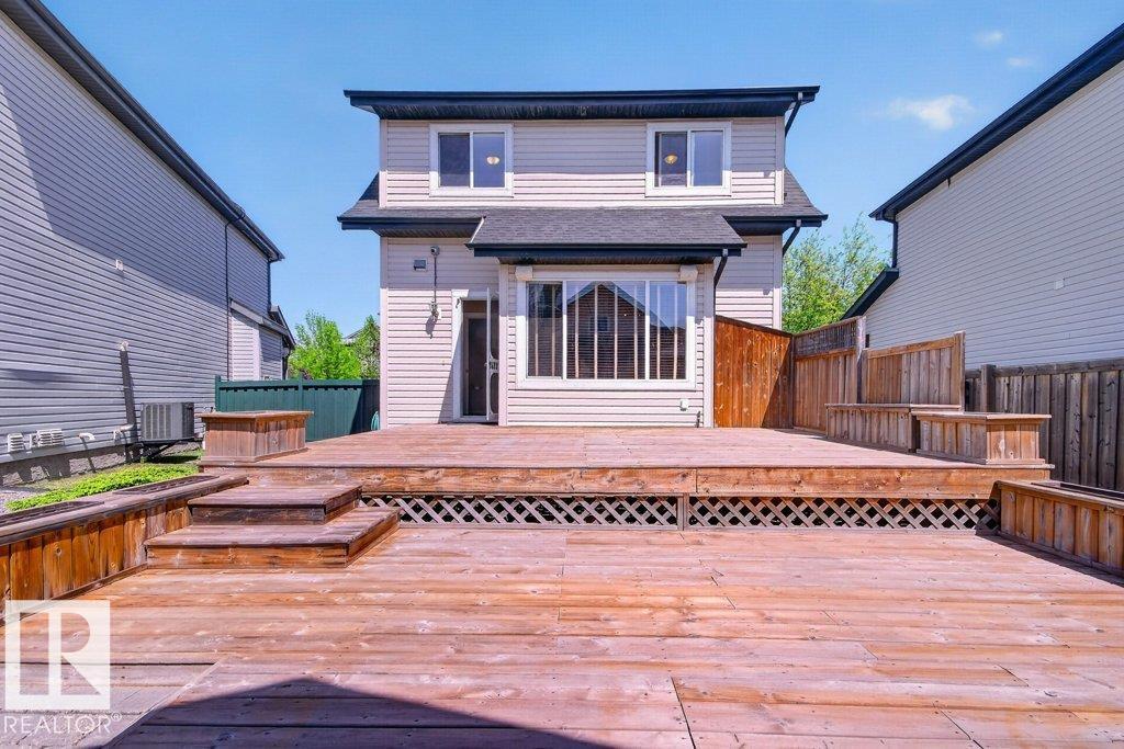 12215 18 AV SW SW - 28