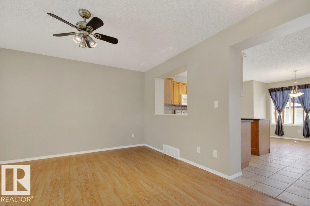 12215 18 AV SW SW - 6