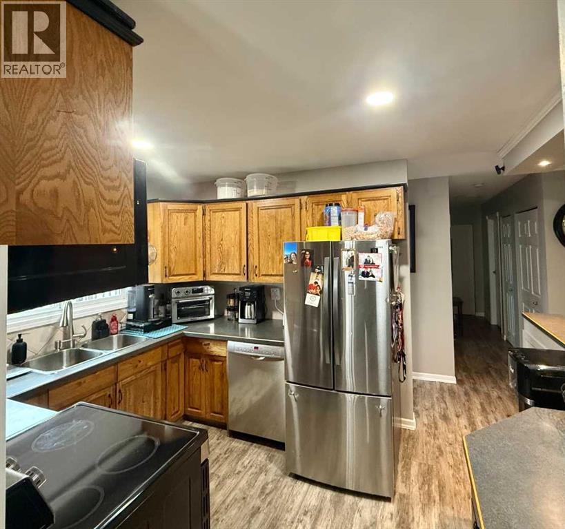 229 Parkview Dr