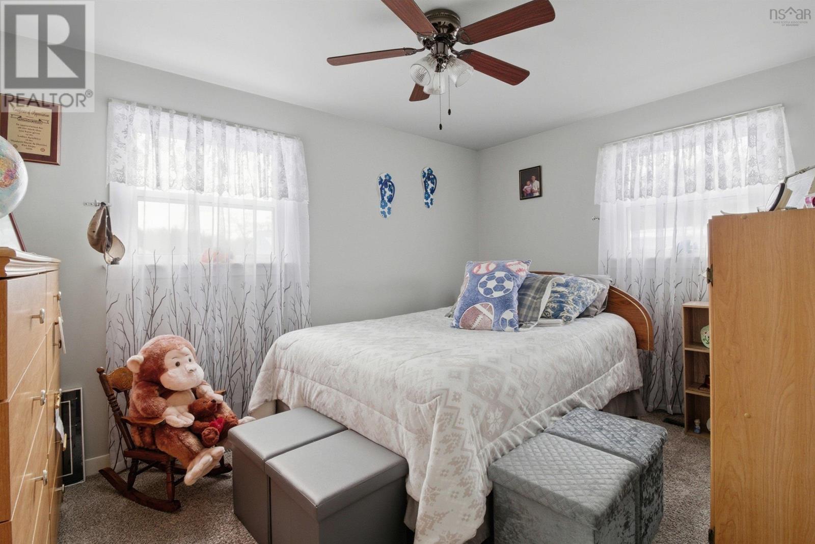 17 Freds Road - 27