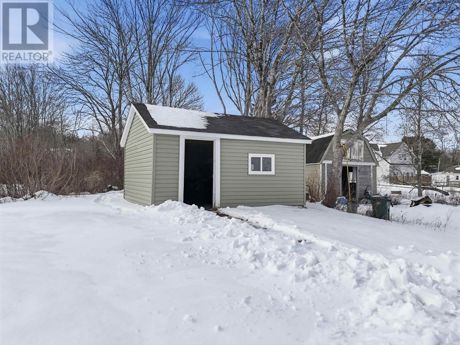 17 Freds Road - 30