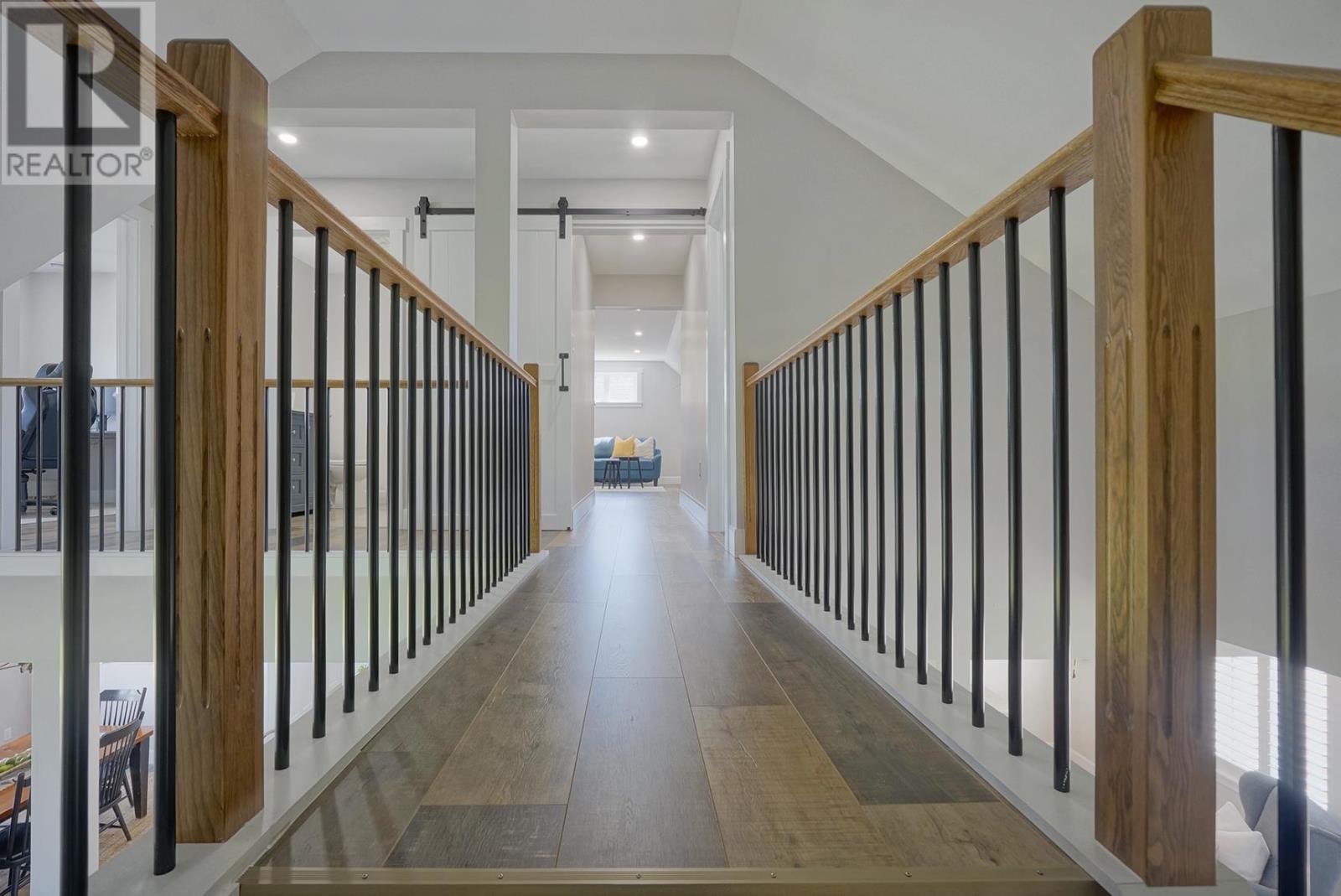 38 Quincy Adams Road - Image 35