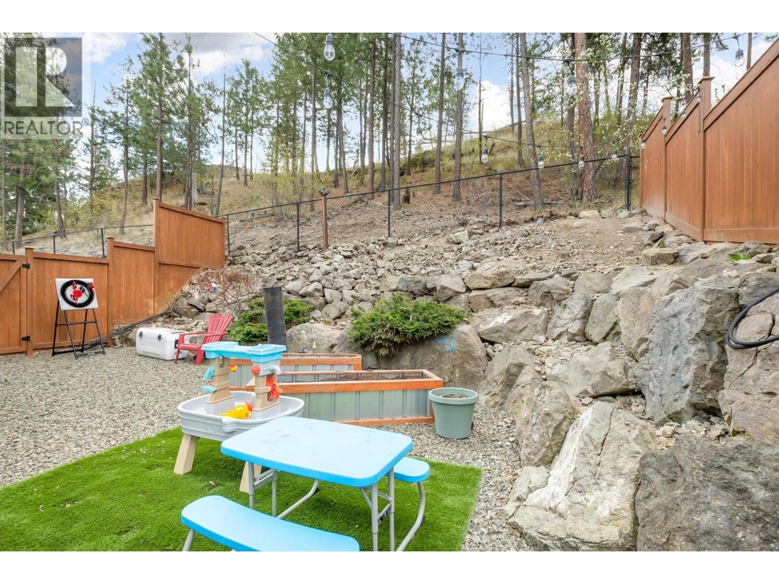 1451 Rosemeadow Drive Unit# 1, West Kelowna