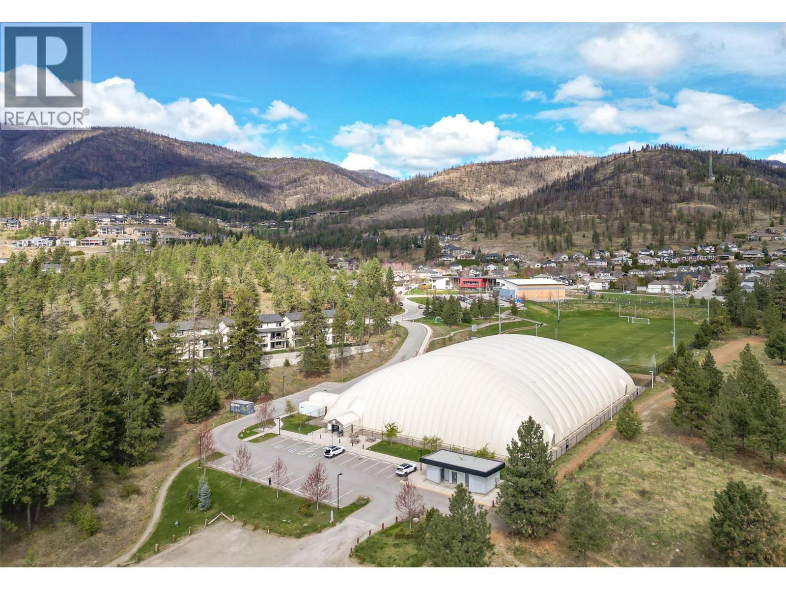 1451 Rosemeadow Drive Unit# 1, West Kelowna