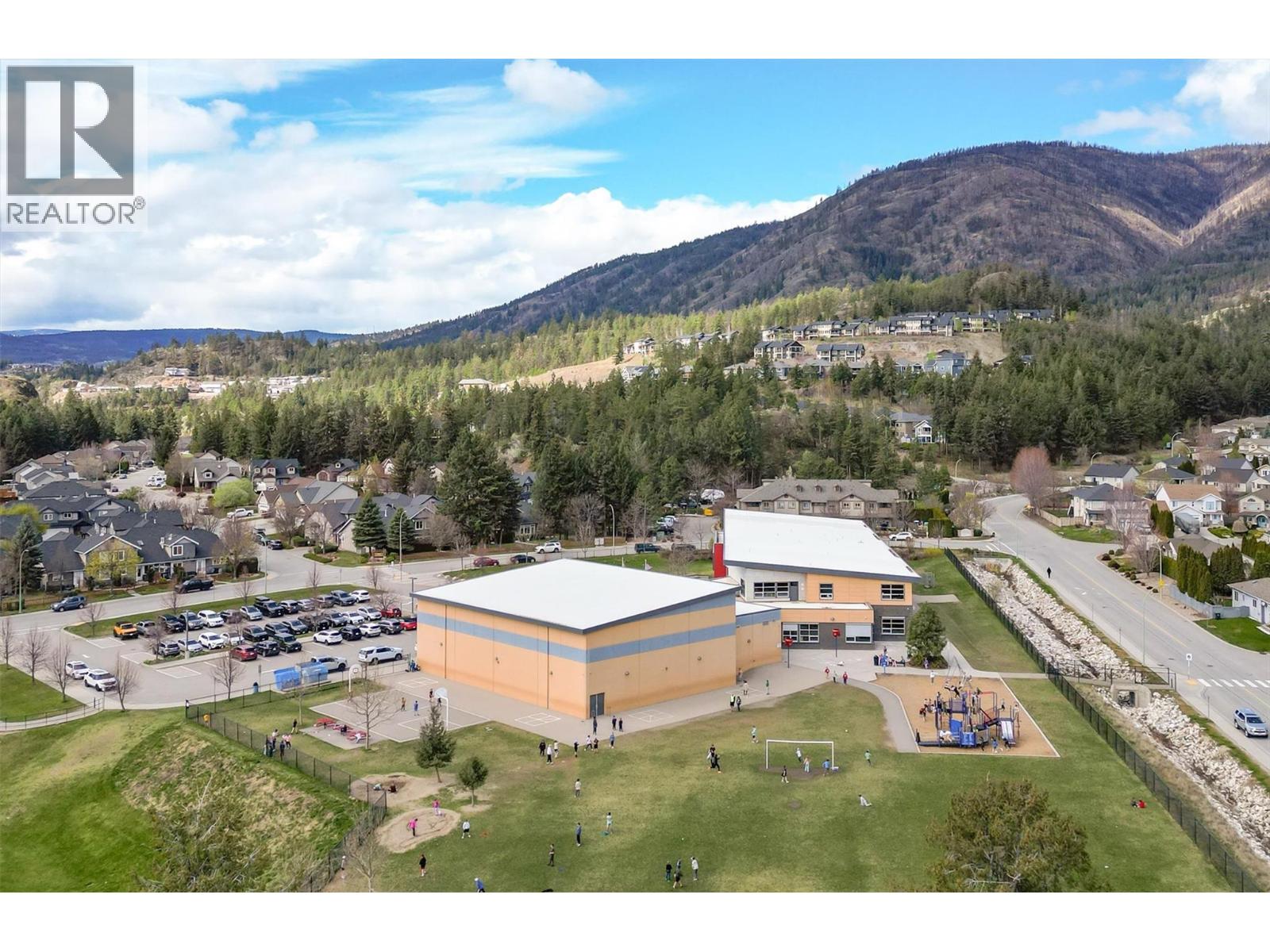 1451 Rosemeadow Drive Unit# 1, West Kelowna