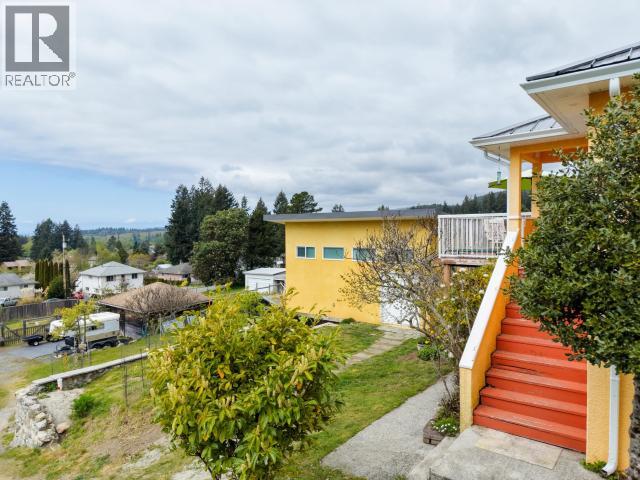 6421 HILLCREST AVE - 52