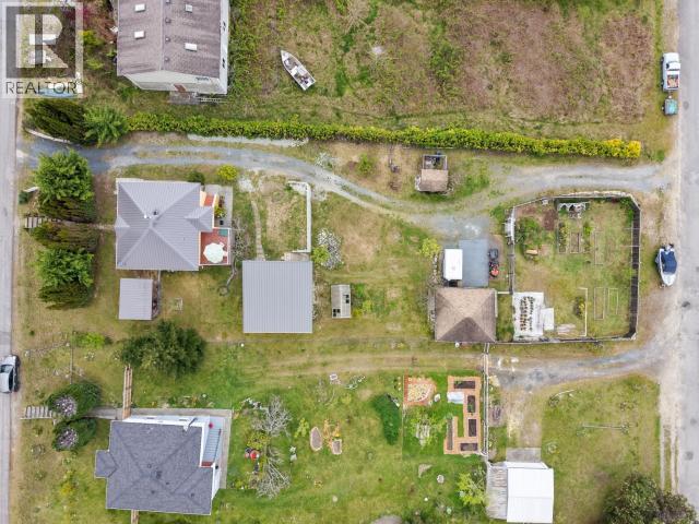 6421 HILLCREST AVE - 64