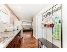 7723 81 Av Nw, Edmonton, AB T6C0V4 Photo 28