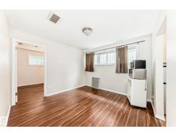 7723 81 Av Nw, Edmonton, AB T6C0V4 Photo 30