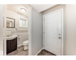 7723 81 Av Nw, Edmonton, AB T6C0V4 Photo 37