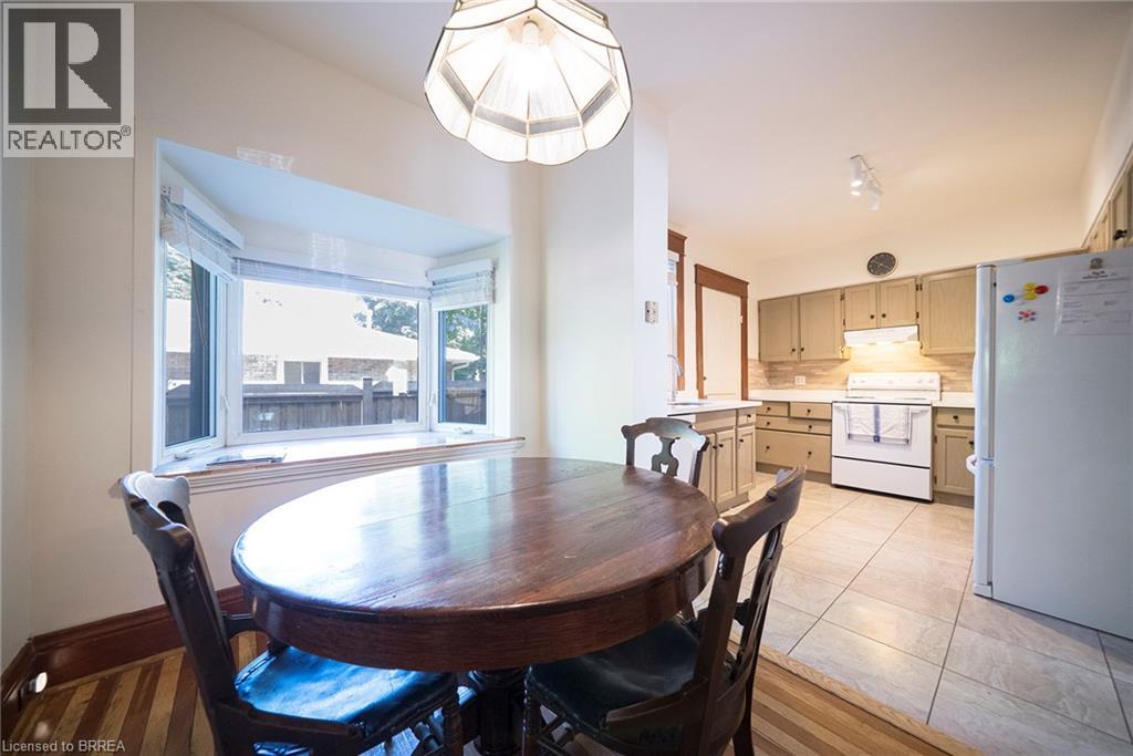 8 ABIGAIL Avenue - 14