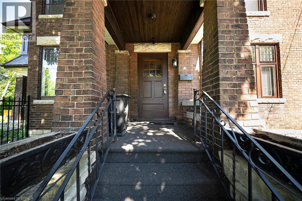 8 ABIGAIL Avenue - 6