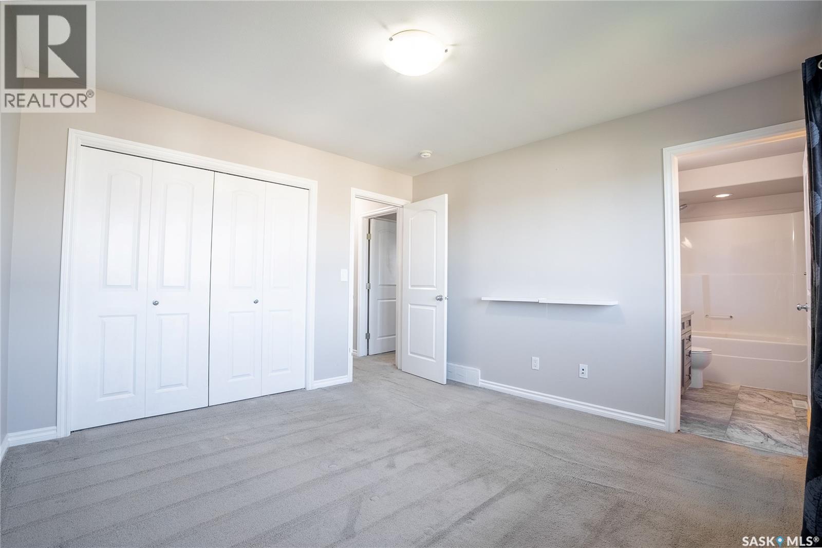 334 Dickson CRESCENT - 10