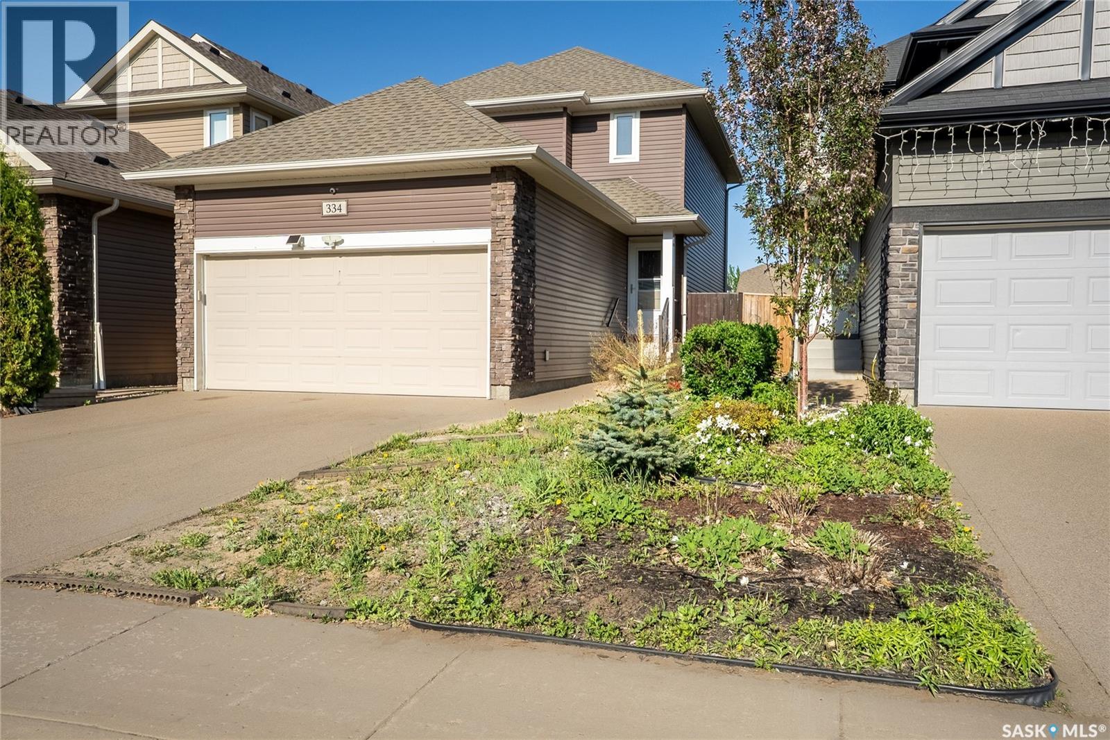 334 Dickson CRESCENT - 24