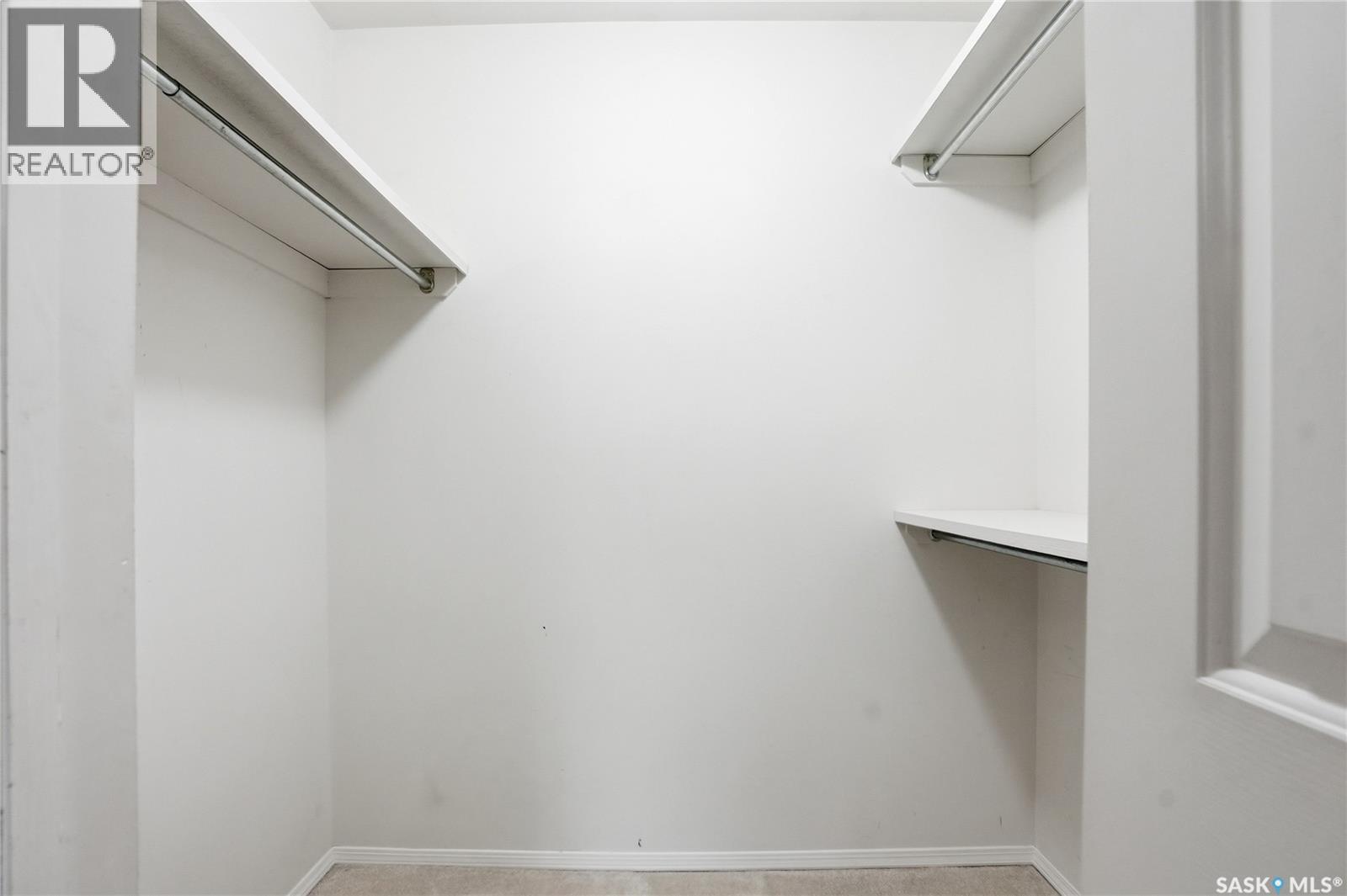 #105 615 PEREHUDOFF CRESCENT - 27