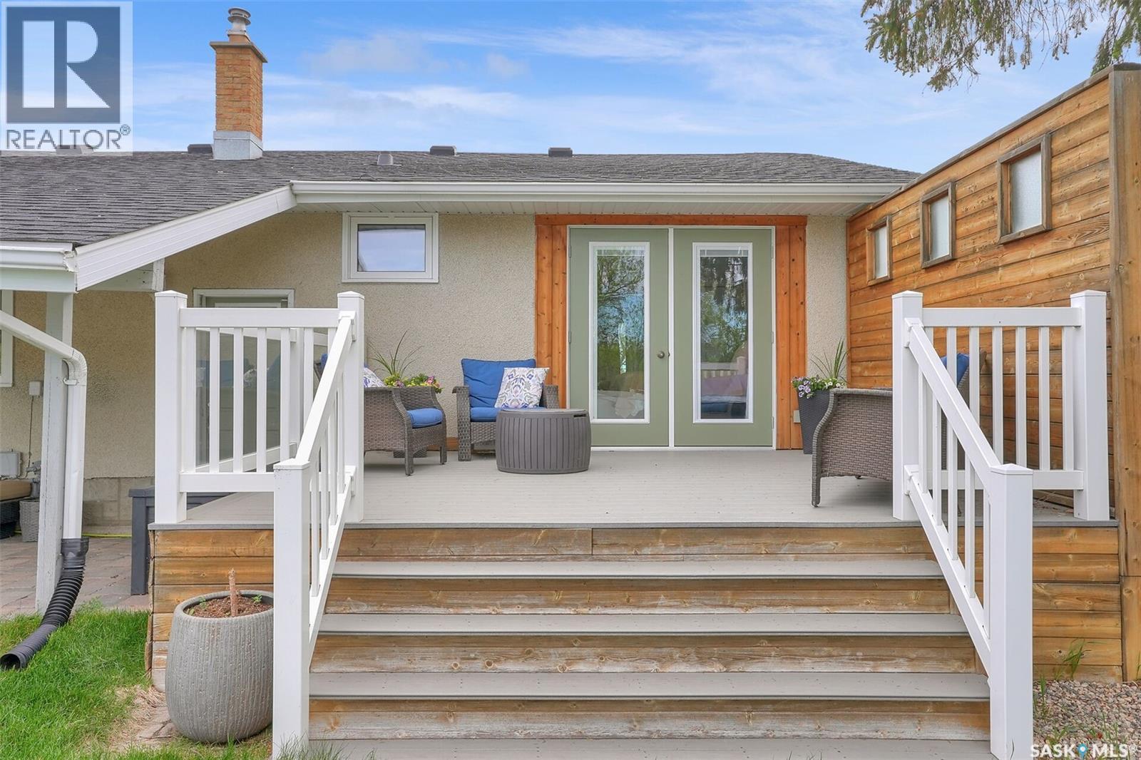 28 PLEASANTVIEW BAY - 44