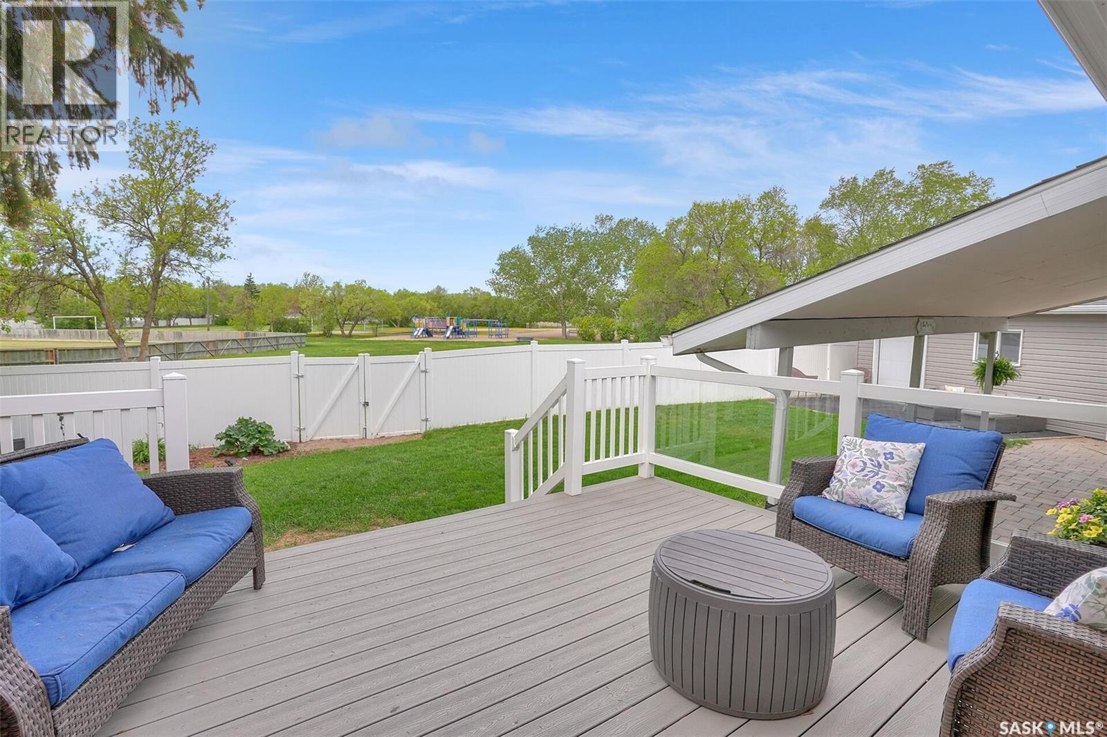 28 PLEASANTVIEW BAY - 45