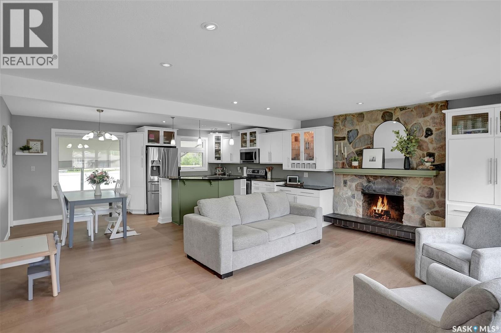 28 PLEASANTVIEW BAY - 8