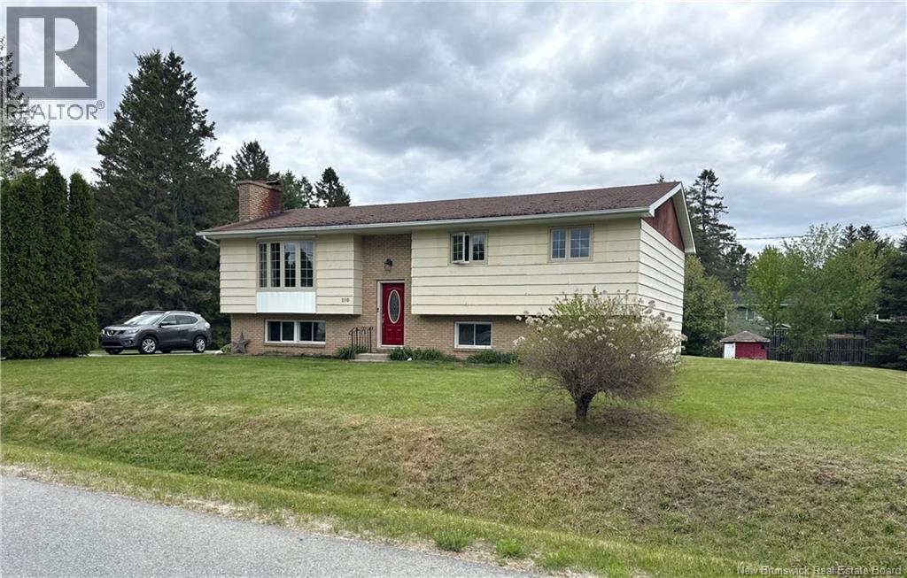 180 Hutchison Drive - 1