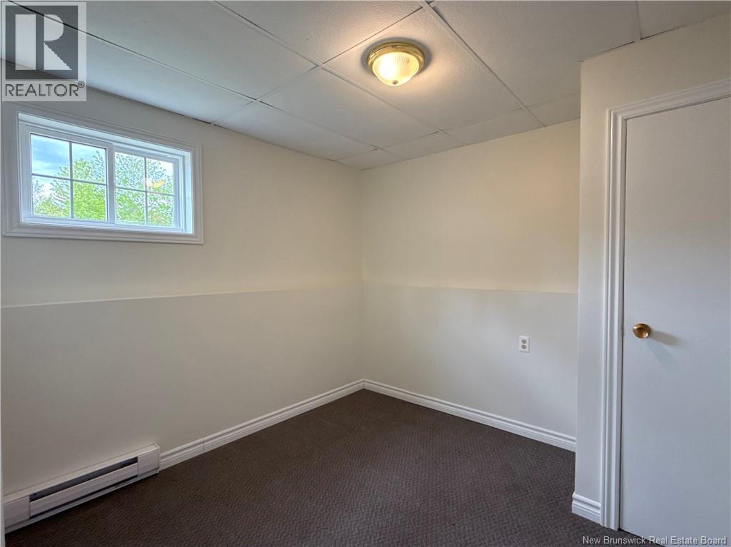 180 Hutchison Drive - 19