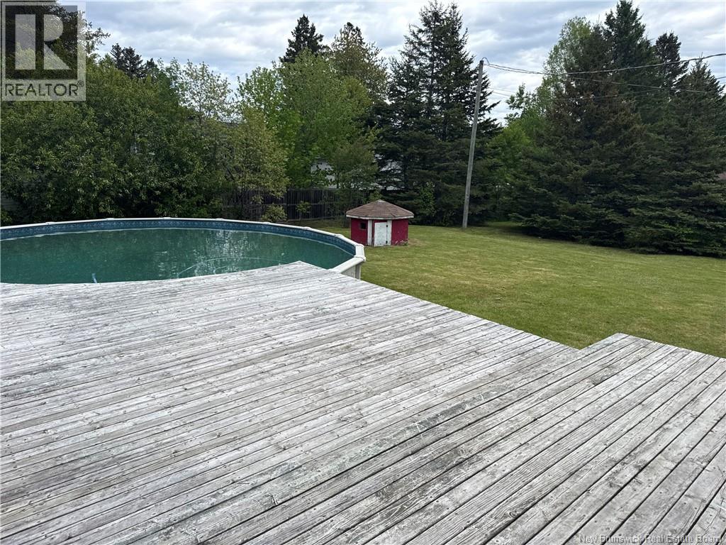 180 Hutchison Drive - 24