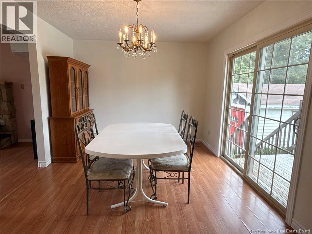 180 Hutchison Drive - 8