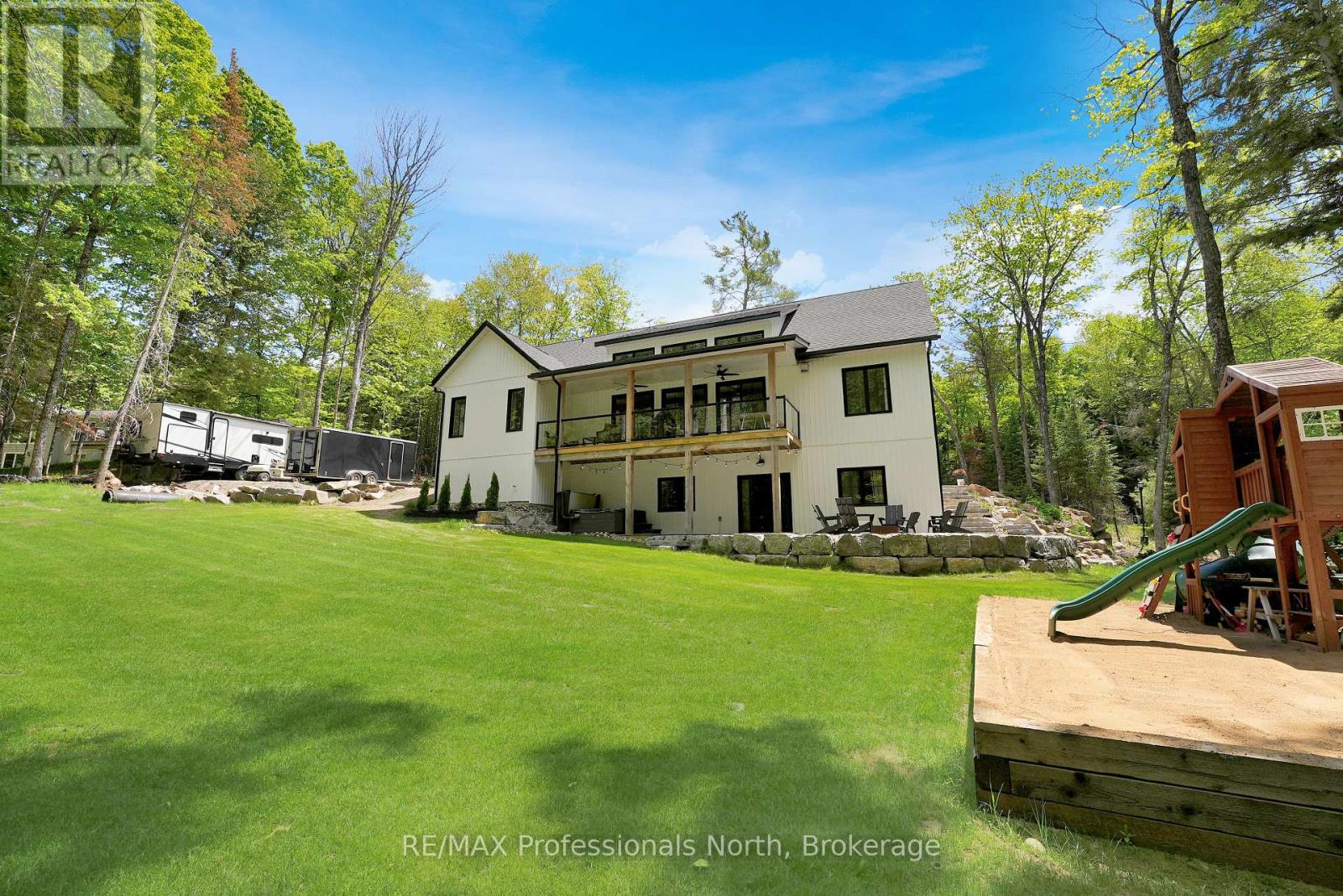 195 LAKEVIEW STREET - 48
