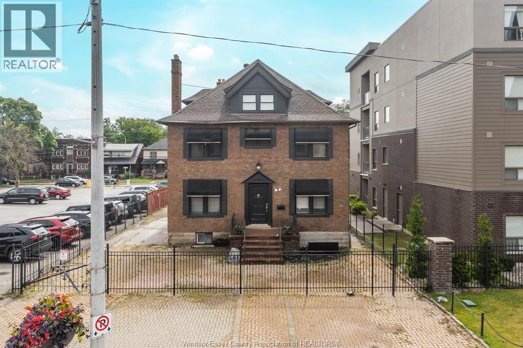 961 OUELLETTE AVENUE - 2