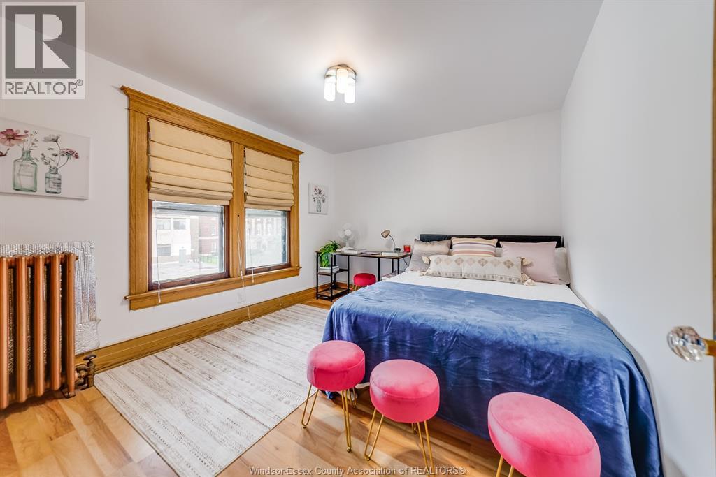 961 OUELLETTE AVENUE - 23