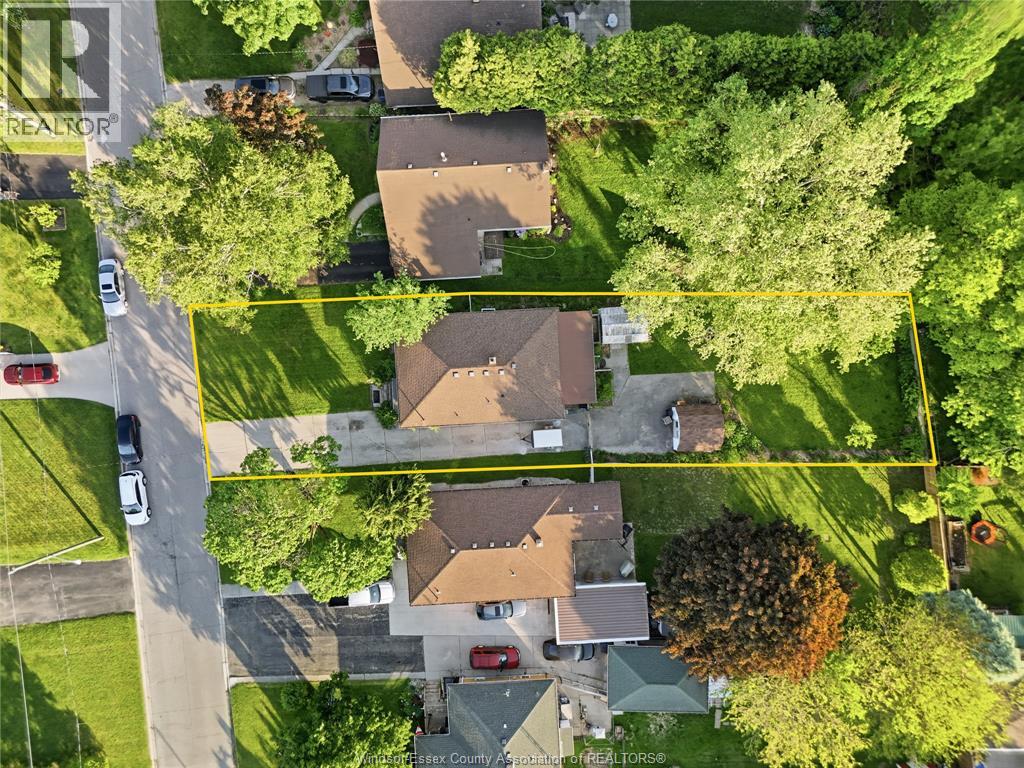 36 WOODLAND AVENUE - 21