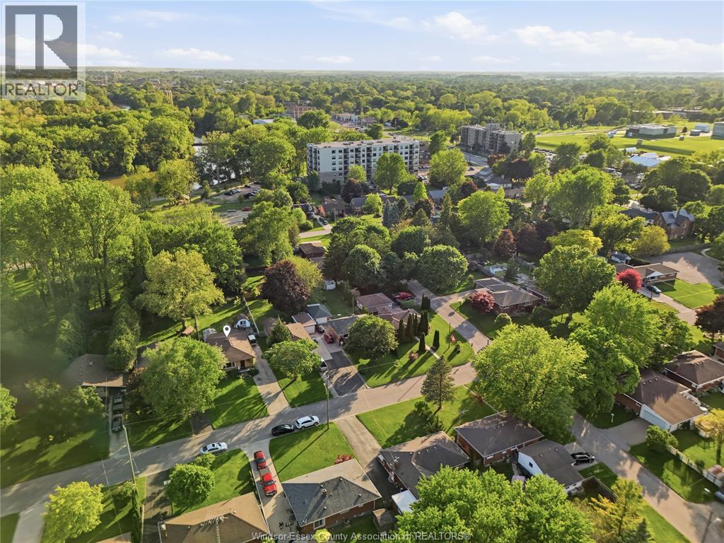 36 WOODLAND AVENUE - 22