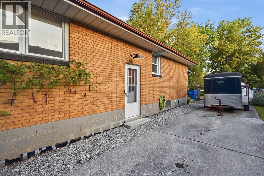 36 WOODLAND AVENUE - 25