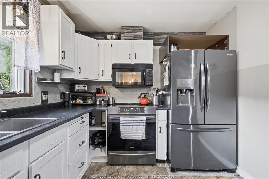 36 WOODLAND AVENUE - 7