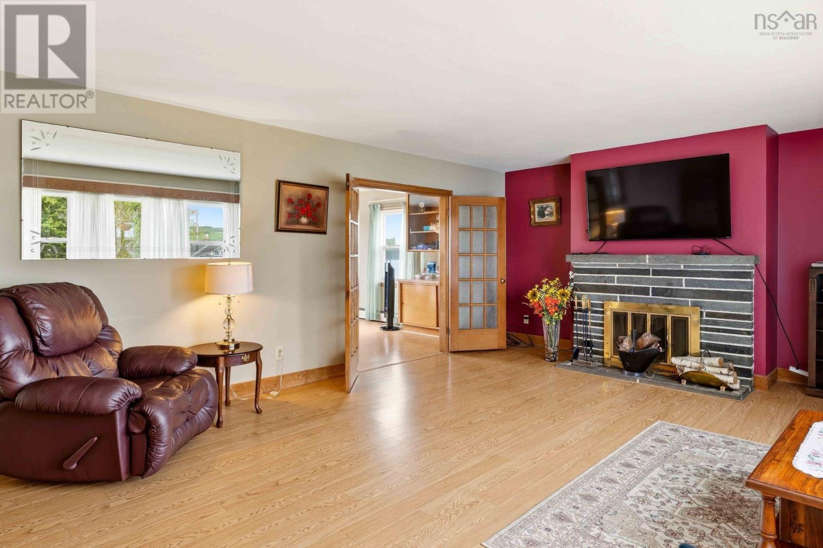 Property 23 of 32 of 16 Twin Lane