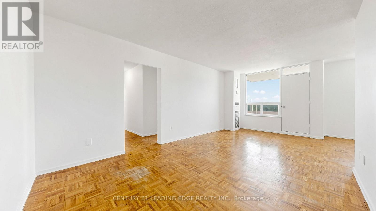 Listing photo of 1609 - 20 EDGECLIFF GOLFWAY