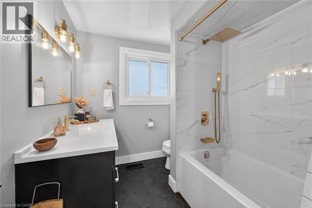 23 DUCHESS Court - 22