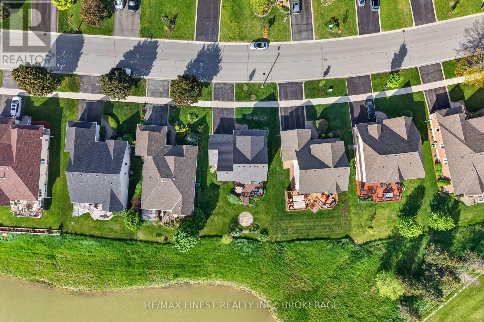 68 COUNTRY CLUB DRIVE - 28