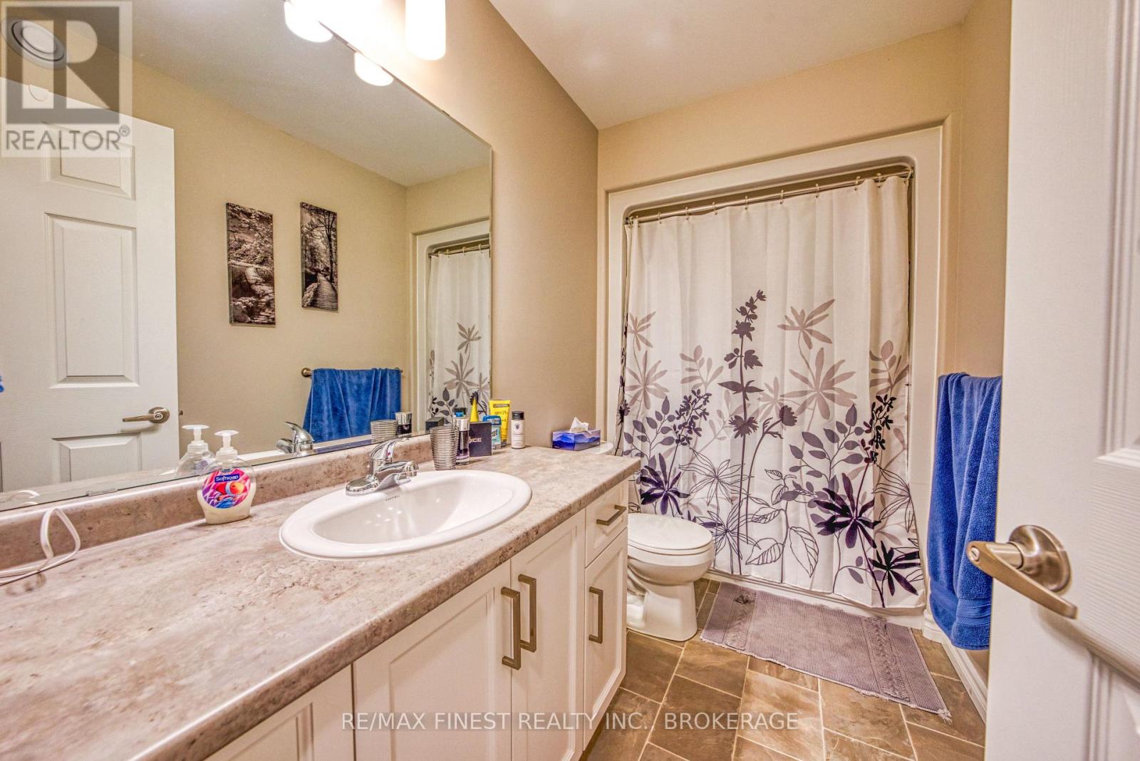 1010 ROSANNA AVENUE - 19