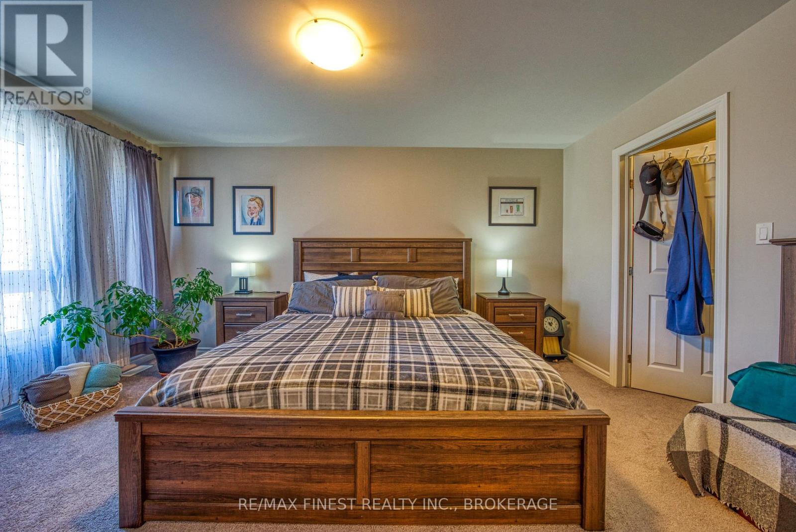 1010 ROSANNA AVENUE - 21